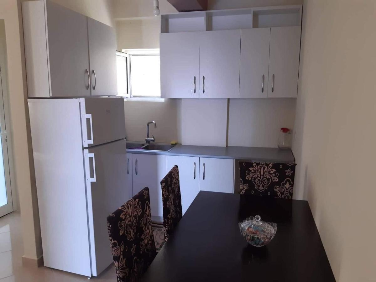 Vila Dasho Sarandë Esterno foto