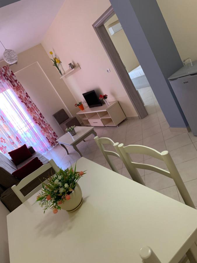 Vila Dasho Sarandë Esterno foto